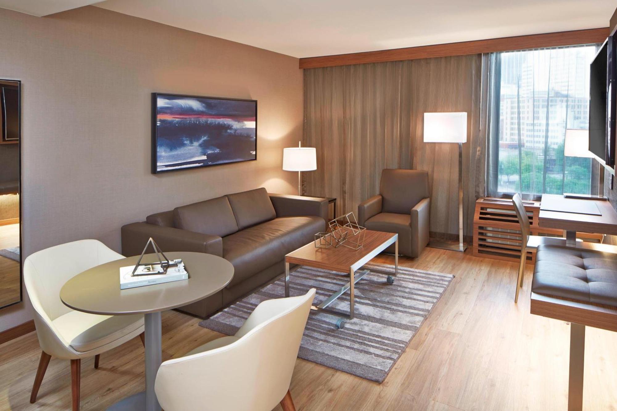 Hotel Ac Downtown 3*
