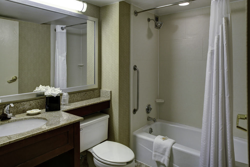 Hotel Ac Downtown